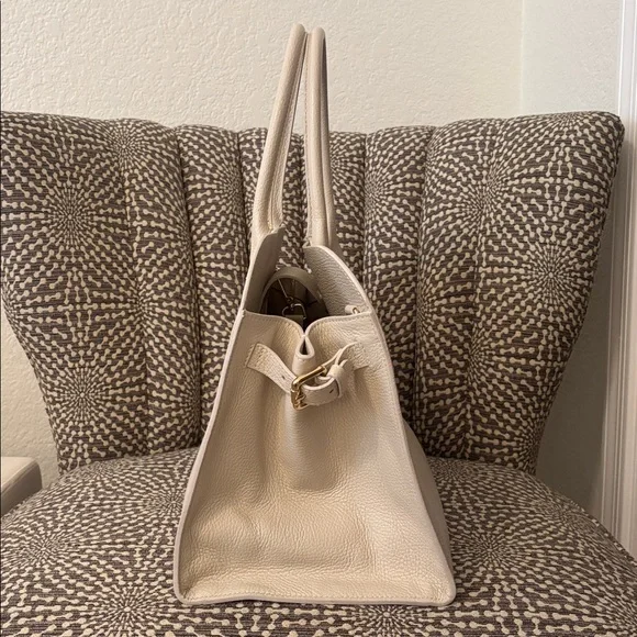 Claudia Firenze Off White Cream Leather XL Tote Bag - Picture 7 of 15